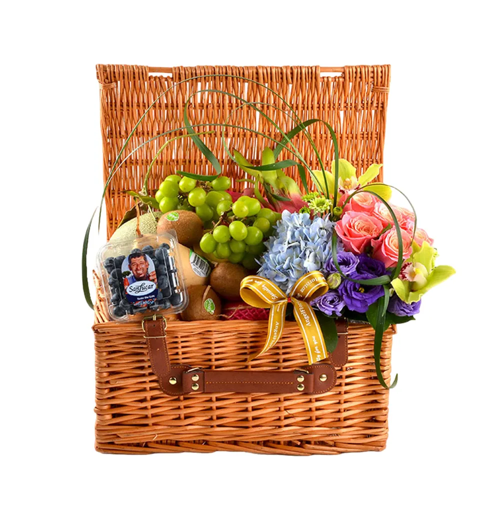 Nature's Delight Gift Basket